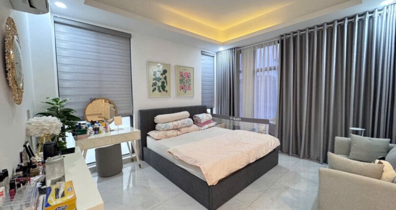 nha cho thue co 5pn rong rai nhu hinh 810x430 - Giá cho thuê nhà Biệt thự nguyên căn 5pn kdc Zeitgeist Nhà Bè T5/2025