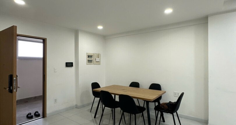 phong an can ho ban 4 810x430 - Bán căn hộ chung cư Scenic Valley 2 diện tích 100m2, 03pn, giá 7.8 tỷ, đầy đủ nội thất , xem nhà dễ.