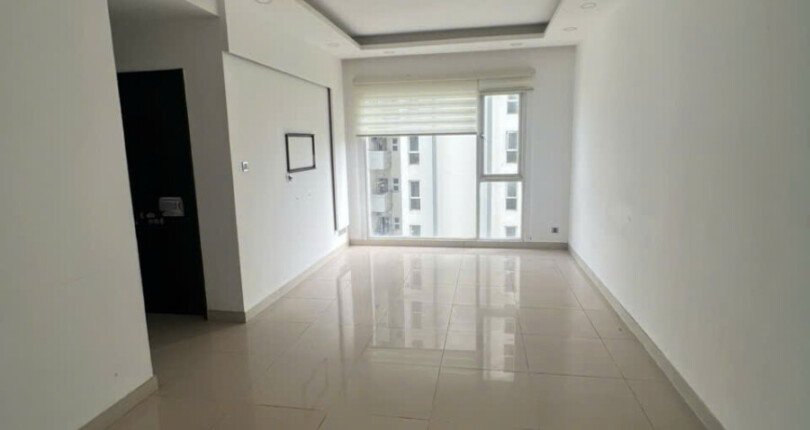 phong khach can ho 1 810x430 - Giá mua bán căn hộ 2pn block 3 chung cư Phú Mỹ đường Hoàng Quốc Việt Quận 7 T5/2025