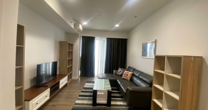 phong khach can ho ban 2 810x430 - Bán căn hộ chung cư Scenic Valley 1, diện tích 133m2, giá 11 tỷ, nội thất đầy đủ, xem nhà dễ.