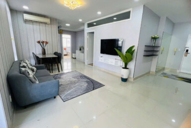 phong khach can ho ban 28 385x258 - Bán căn hộ chung cư Sky Garden 2, diện tích 131m2, 03pn, giá 7.6 tỷ, nhà có hợp đồng thuê cao.