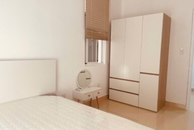 phong ngu can ho can ban 1 385x258 - Cần bán gấp căn hộ chung cư Sky Garden 3, 56m2, giá 3.850 tỷ, nhà đẹp , đang có hợp đồng thuê ổn định..