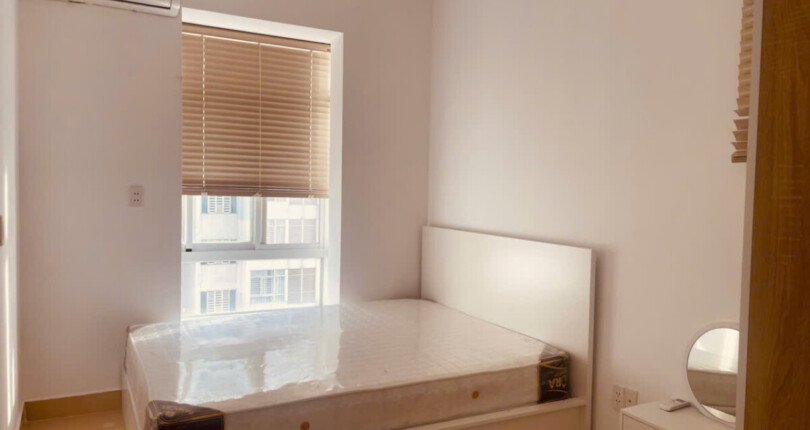 phong ngu can ho can ban gap 2 810x430 - Cần bán căn hộ chung cư Sky Garden 3, diện tích 56m2, 02pn, giá 3.850 tỷ, đầy đủ nội thất, nhà có hợp đồng thuê.