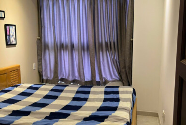 phong ngu can ho cho thue 2 1 385x258 - Cho thuê căn hộ 02pn, chung cư Scenic Valley 1, giá 18tr/tháng, nhà đẹp, đầy đủ nội thất.