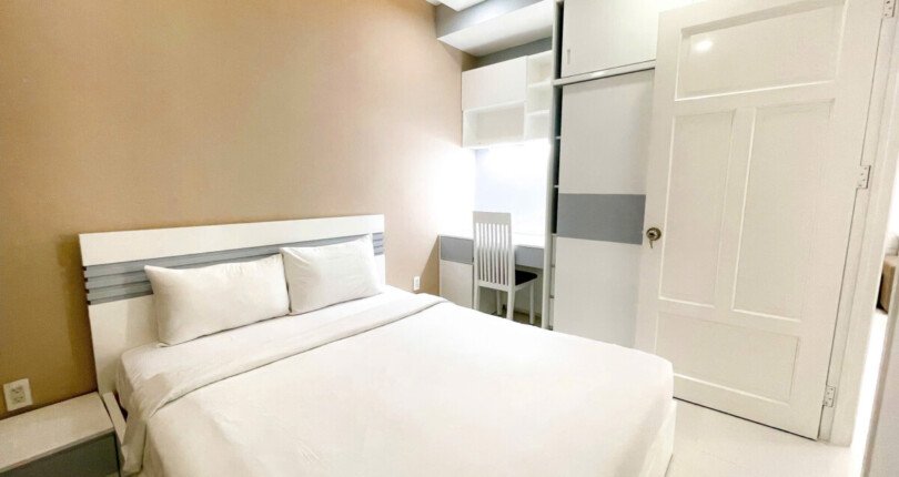 phong ngu can ho cho thue 3 810x430 - Cần cho thuê gấp căn hộ 80m2, chung cư Scenic Valley 1, giá 18tr/tháng, đầy đủ nội thất, xem nhà dễ.