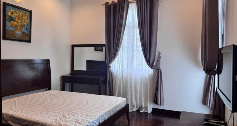 phong ngu day du trang thiet bi noi that 810x430 - Giá cho thuê nhà Biệt thự nguyên căn Khu dân cư Phú Gia Quận 7 T5/2025