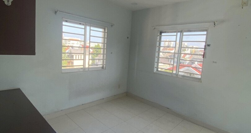 phong ngu hoan thien co ban 1 810x430 - Giá mua bán căn hộ 3pn chung cư Mỹ Phước Quận 7 T5/2025