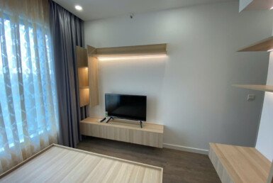 phong-ngu-master-co-tivi-rieng