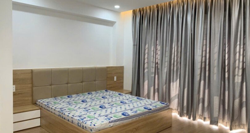 phong ngu nho 2 810x430 - Giá mua bán căn hộ 3pn 112m2 tầng 19 Khu R18 gần hồ bơi chung cư Happy Valley Quận 7 t5/2025