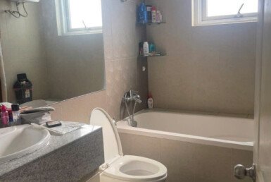 toilet-co-bon-tam-nam