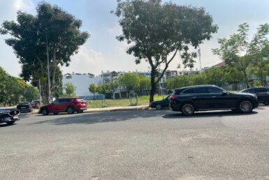 vi-tri-nha-ban-gan-nga-4-duong-so-40-41-va-lien-ke-cong-vien