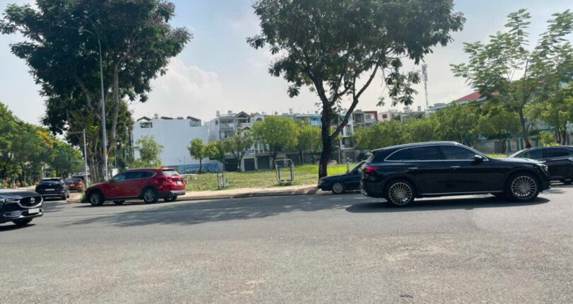 vi tri nha ban gan nga 4 duong so 40 41 va lien ke cong vien 810x430 - Giá mua bán nhà phố nguyên căn Đường số 41 kdc An Phú Hưng Quận 7 T5/2025