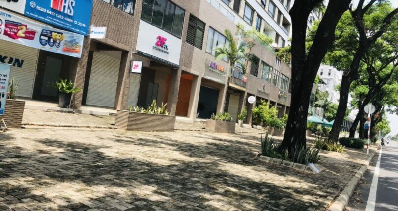 via he truoc shophouse ban rong rai 810x430 - Giá mua bán Shophouse S18-1 kdc Nam Khang Quận 7 T5/2025