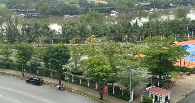 view can ho ban 810x430 - Bán căn hộ chung cư Grand View , diện tích 118m2, giá 10 tỷ, đầy đủ nội thất, nhà đang có hợp đồng thuê.