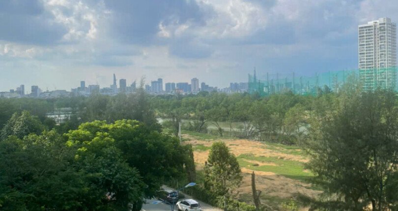 view phong khach can ho cho thue 810x430 - Giá cho thuê căn hộ 3pn block H chung cư Happy Valley Quận 7 T5/2025
