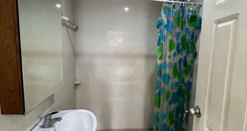 z6561239466699 5bb474790346ba8a7a0c16494cecab4e 810x430 - Cho thuê Sky Garden 3 tầng 6 dt 56m 2 phòng full đồ giá 12 triệu
