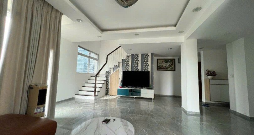 z6573083358285 e2b62cf1f8da14f864fe99002cab1633 810x430 - Cho thuê Duplex Star Hill Block N Tầng 7 dt 214m 3 phòng giá 45 triệu