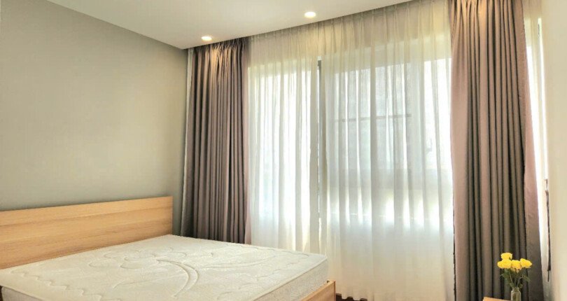 z6596179776242 7cf2cbf33de5cf0993196f230ddc08c0 810x430 - Cho thuê Riverpark Premier Block B Tầng 4 dt 123m 3 phòng giá 2300usd