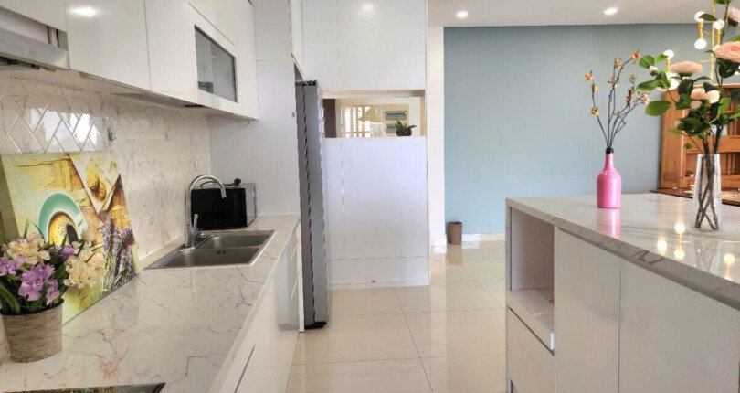 z6596179781486 56149b532dc825c44ae9e42a76e22557 810x430 - Cho thuê Riverpark Premier Block B Tầng 4 dt 123m 3 phòng giá 2300usd