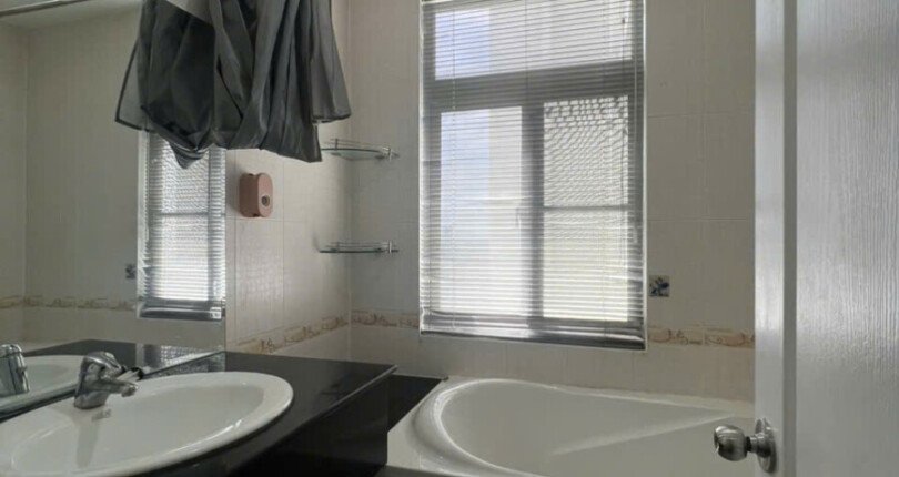 z6633474459249 a8cb5a837df5600c8f819bc71e1e2ae7 810x430 - Bán căn hộ Sky Garden 2. DT 81m2 Nhà đang cho khách hàn thuê 14.5 triệu còn dài. 2 Phòng-2wc- Giá 4.750 Tỷ