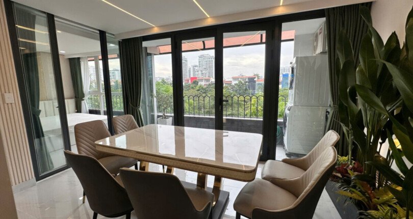 Phong khach SK1 810x430 - Mua bán Căn hộ Skygarden 1: 100m2 sân vườn, 3pn, 3wc nhà mới view thoáng mát- 6,890 tỷ, cho thuê 31tr