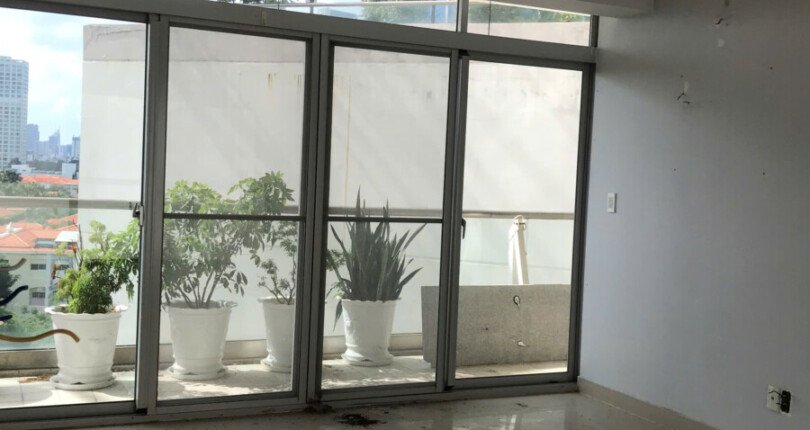 ban can ho graden court 2 8 810x430 - Bán gấp căn hộ Garden Court 2. Căn góc diện tích 100m2- layout vuông vức- 2 phòng-2wc view kênh đào- Giá bán 10 Tỷ