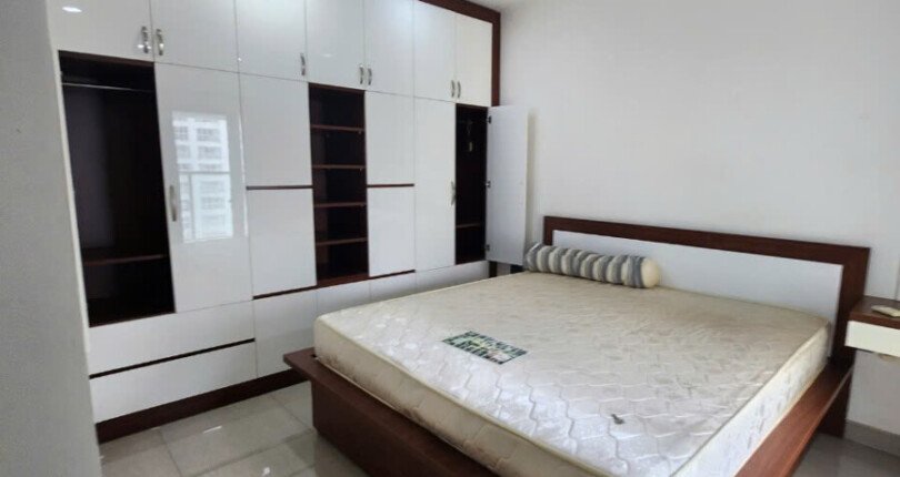 ban can ho happy valley 6 810x430 - Bán nhanh CH Happy Valley. DT 99,6m2 Lầu cao- ban công rộng- kèm ô xe hầm- 2 Phòng-2wc- Giá bán 7.750 Tỷ (TL)