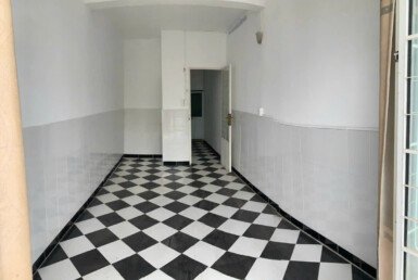 ban-nha-mat-tien-quan-1 (1)