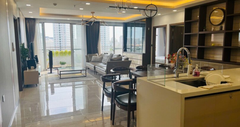 bep can ho cho thue 1 810x430 - Cho thuê căn hộ chung cư Scenic Valley 1, 133m, 03pn, giá 40tr/tháng, nhà đẹp, nội thất cao cấp.