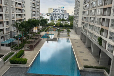 can ho ban lien ke ho boi noi khu 385x258 - Duy nhất căn hộ 117m2 3pn bán tại Tháp B chung cư Scenic Valley 1 phường Tân Mỹ Giá 9,3 tỷ