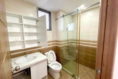 can-ho-co-2-toilet-hoan-thien-nhu-hinh