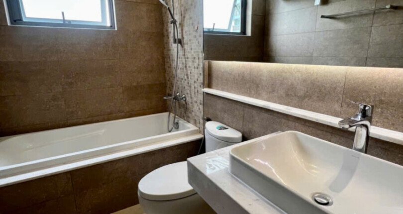 cho thue can ho ruverpark premier 6 810x430 - Cần cho thuê nhanh căn hộ Riverpark Premier. DT 136m2 Nhà đẹp- Nội thất cao cấp- View sông- Giá thuê 2.300 USD/Tháng