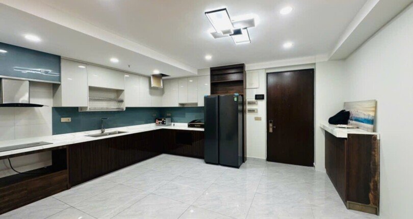 cho thue can ho urban hill 8 810x430 - Cần cho thuê căn hộ Urban Hill. DT 108m2- Thiết kế 3 phòng-2wc-2 ban công- View biệt thự không ồn- Giá 35 Triệu/Tháng