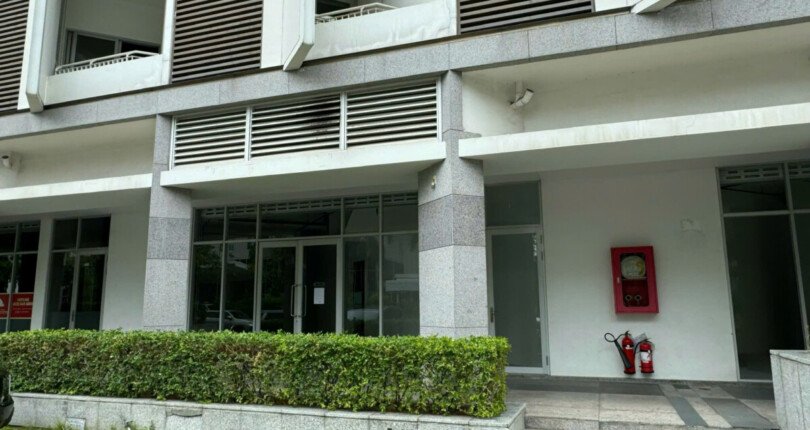 chp thue shop scenic 2 6 810x430 - Cần cho thuê Shop tại Chung cư Scenic Valley 2. DT sàn 201m2 gồm 1 trệt 1 lầu. Giá thuê 2.600 USD/Tháng