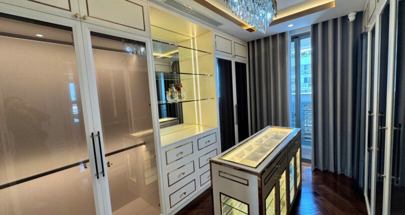 gen h z6713295490484 ef5c08912c06e8e0e9723fdb818ff0b9 810x430 - Bán căn hộ Riverpark Premier. DT 122m2 Nhà đẹp- Nội thất cao cấp- 2 Phòng ngủ-2wc Lầu trung- Giá 16 Tỷ