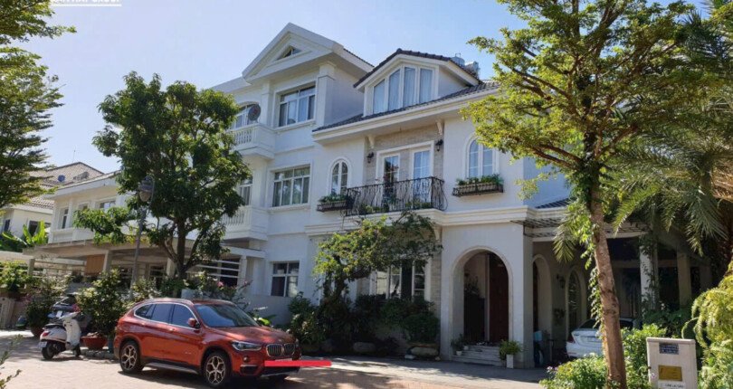 hinh anh mua ban nha nguyen can khu biet thu chateau phu my hung quan 7 t6 2025 810x430 - Giá mua bán nhà nguyên căn 4pn Khu Biệt thự Chateau Phú Mỹ Hưng Quận 7 T6/2025
