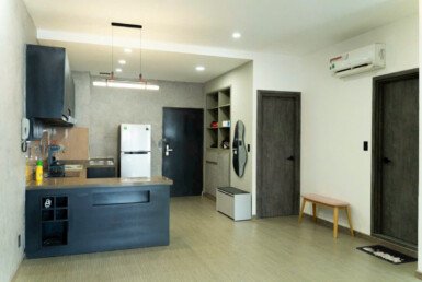 khong-gian-bep-rong-rai