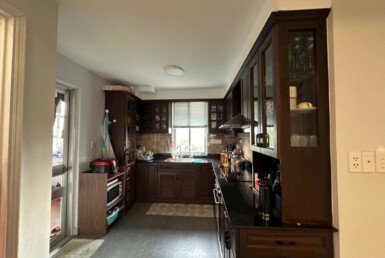 khong-gian-bep-trong-can-ho-ban