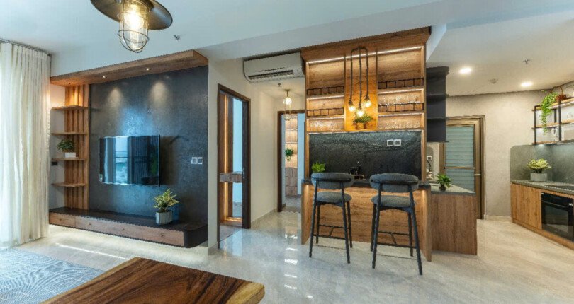 khong gian bep va phong an 2 810x430 - Giá mua bán căn hộ 2pn tháp C lầu cao chung cư The Peak M8 phường Tân Mỹ T7/2025