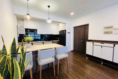 khong-gian-phong-an-va-bep-trong-can-ho-ban