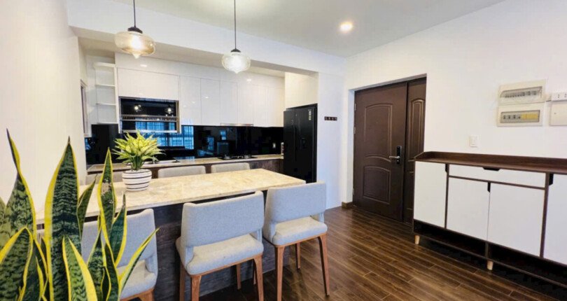 khong gian phong an va bep trong can ho ban 810x430 - Giảm giá bán gấp căn hộ 3pn block K chung cư Happy Valley Quận 7 T6/2025