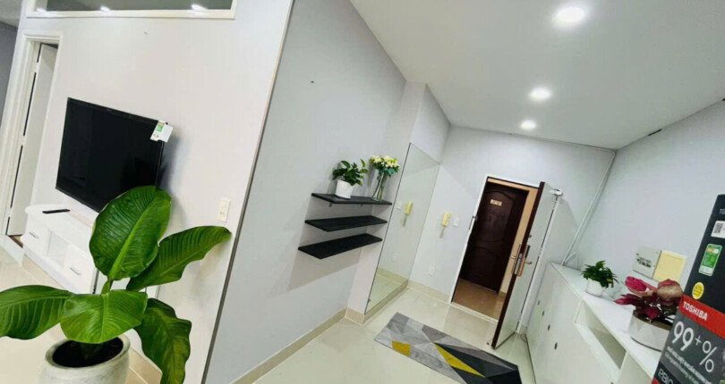 khu vuc phong khach can ho ban 810x430 - Cần bán căn hộ chung cư Sky Garden 2, 131m2, thiết kế 03pn, giá 7.650 tỷ, nhà đang có hợp đồng thuê cao.