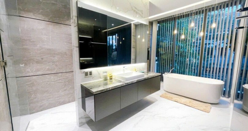 nha tam sang trong 810x430 - Giá mua bán nhà Biệt thự nguyên căn số 68 Nội khu Nam Thông 2 Quận 7 T6/2025