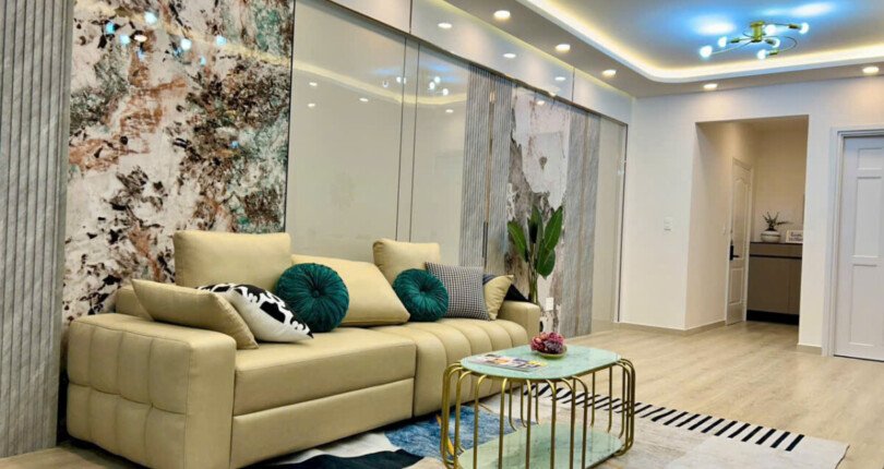 phong khach can ho ban 4 810x430 - Giá mua bán căn hộ 3pn tháp B chung cư Mỹ Khánh 4 Quận 7 T6/2025