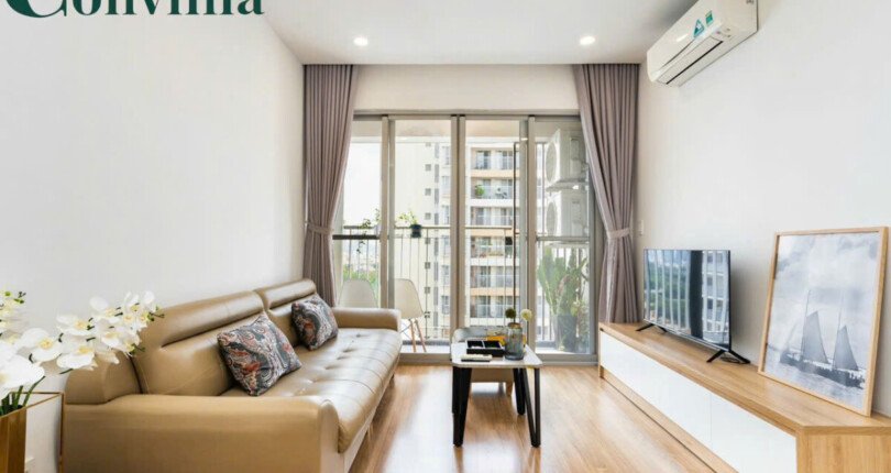 phong khach can khach can ho ban 810x430 - Cho thuê căn hộ chung cư Scenic Valley 1, 70m2, 02pn, giá 17tr/tháng, nhà đẹp, view hồ bơi.