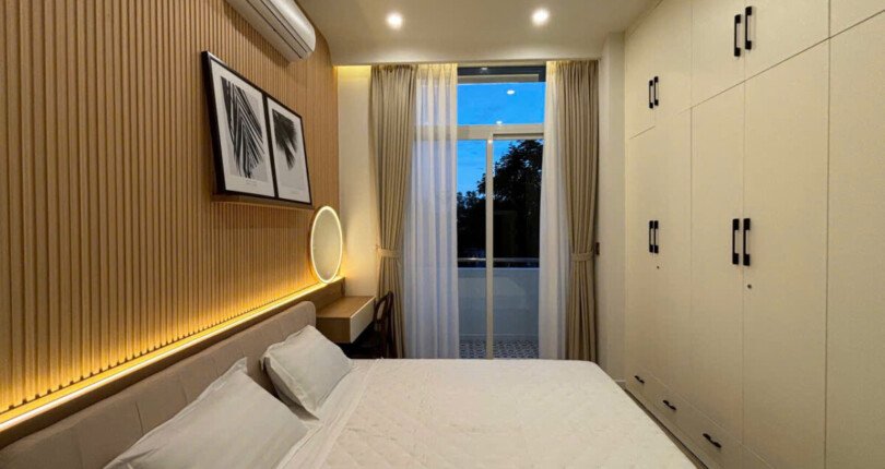 phong masster can ho ban 810x430 - Bán căn hộ cao cấp The grand View, 119m2, giá 10.5 tỷ, 03pn, hà đẹp , nội thất mới 100 %.
