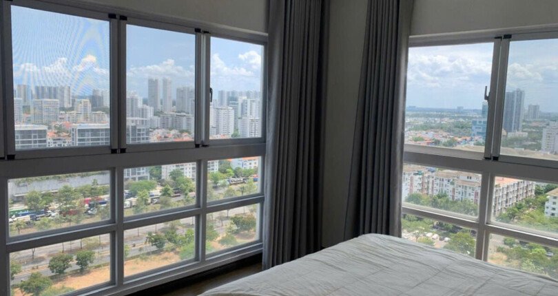 phong ngu master trong can ho cho thue 810x430 - Giá cho thuê căn hộ 3pn 135m2 tháp N chung cư Happy Valley phường Tân Hưng HCM T7/2025