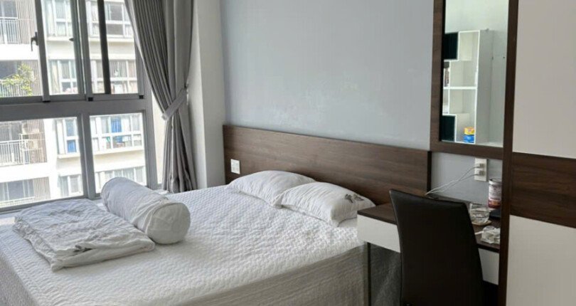 phong ngu nho can ho ban 810x430 - Hạ giá căn hộ chung cư Scenic Valley 1, 80m2, giá 6.6 tỷ, nhà đẹp, view sân golf, xem nhà dễ.