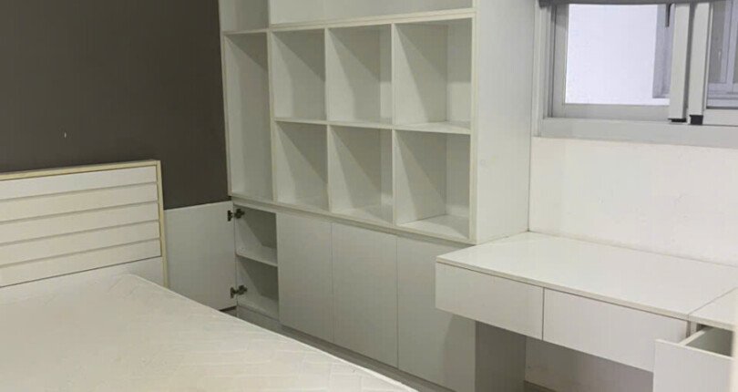 phong ngu nho trong can ho ban 1 810x430 - Giá mua bán căn hộ 3pn tháp L chung cư Happy Valley Phường Tân Hưng Hồ Chí Minh T7/2025