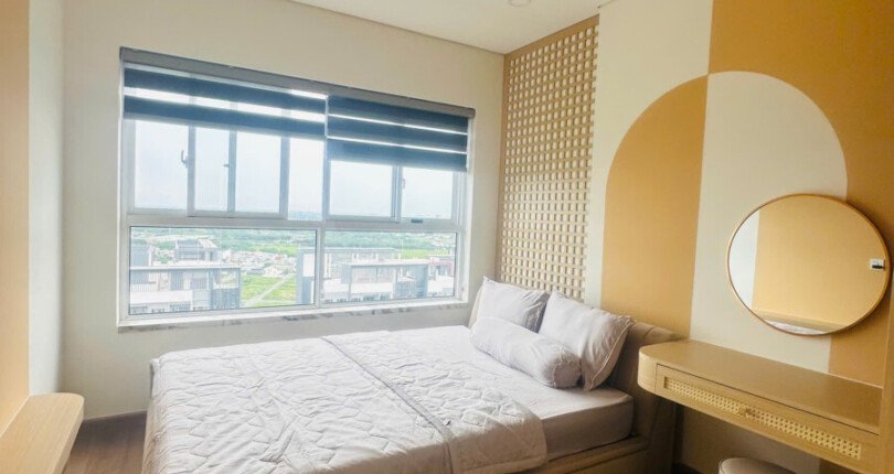 phong ngu trong can ho ban 1 810x430 - Giá mua bán căn hộ Duplex 3pn chung cư Dragon Hill 1 T6/2025